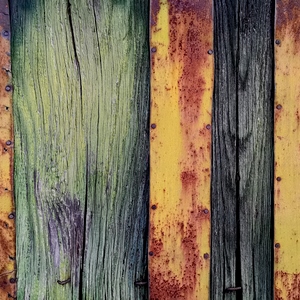 Elément de portes en bois et métal rouillé - France  - collection de photos clin d'oeil, catégorie portes